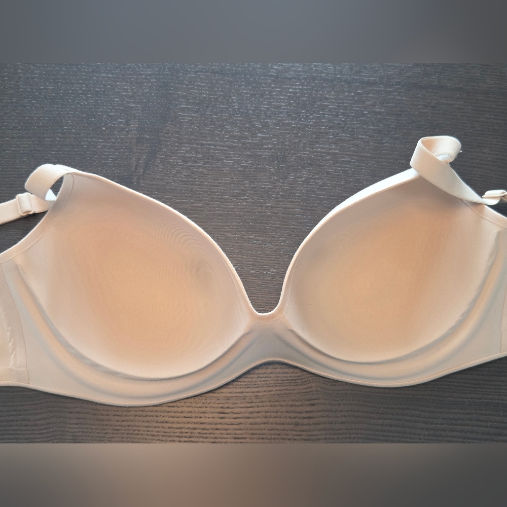 Victoria’s Secret Perfect Coverage Bra~Nude Beige~ Convertible Straps~Size 36C - Picture 4 of 8